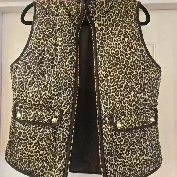 J. Crew Quilted Leopard Print Puffer Vest Full Zip Brown Black Womens Size Small - Picture 4 of 10
